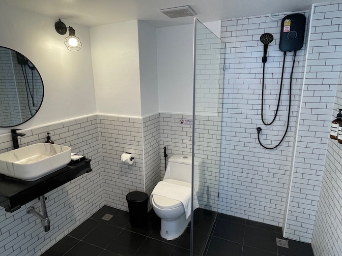 Mitt Haus bathroom