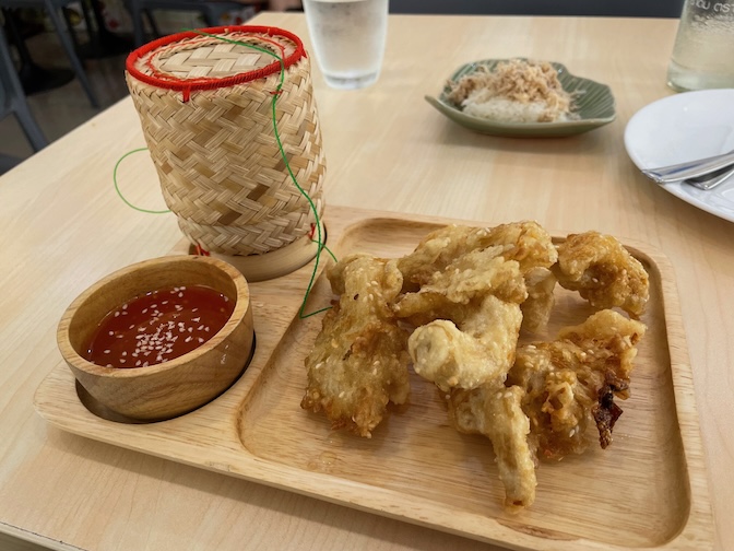Bai Plu House angel vegan chicken deep fried with sticky rice
