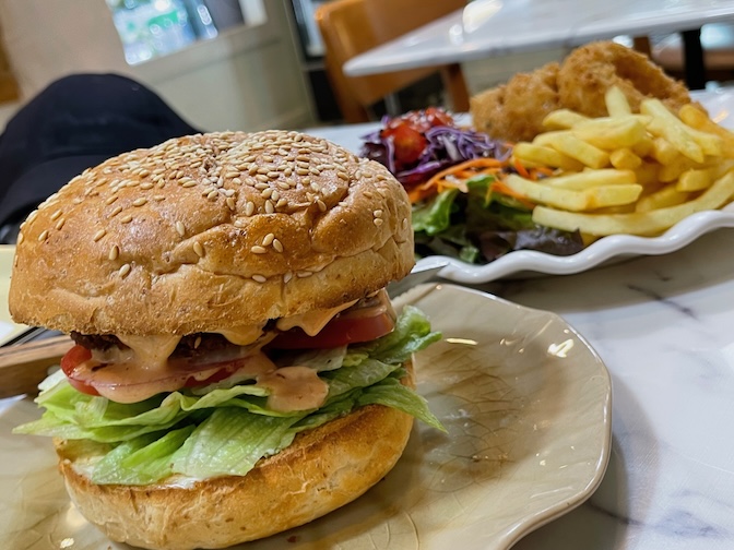 May Veggie Home Express vegan veggie burger