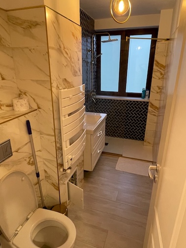 Bulevardul Dimitrie Cantemir apartment bathroom