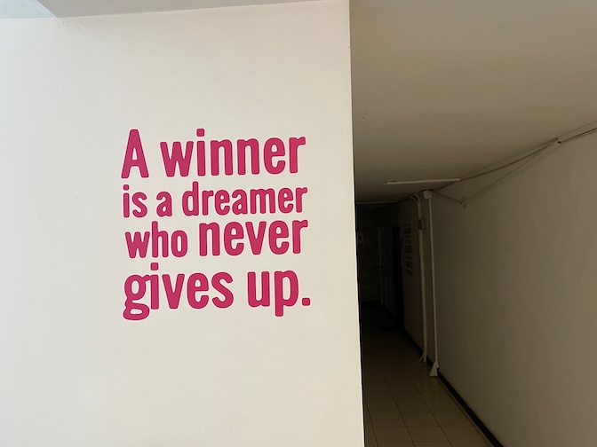 Bulevardul Iancu De Hunedoara apartment hallway inspirational quote