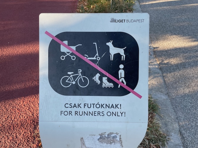 City Park runners only sign