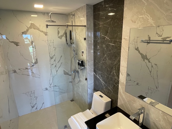 Jiahaus Hotel Apartment bathroom