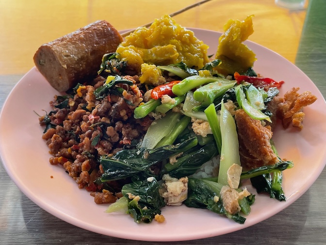 ร้านอาหารเจ บุรีรัมย์หลังตลาดเทศบาล buffet plate