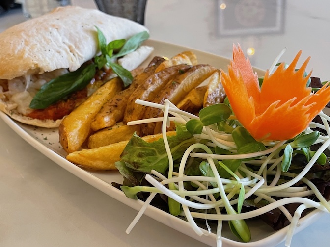 Rad Rabbit veatball panuozzo