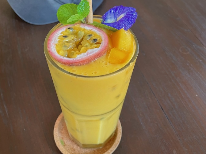 Reform Kafe mango passion fruit smoothie