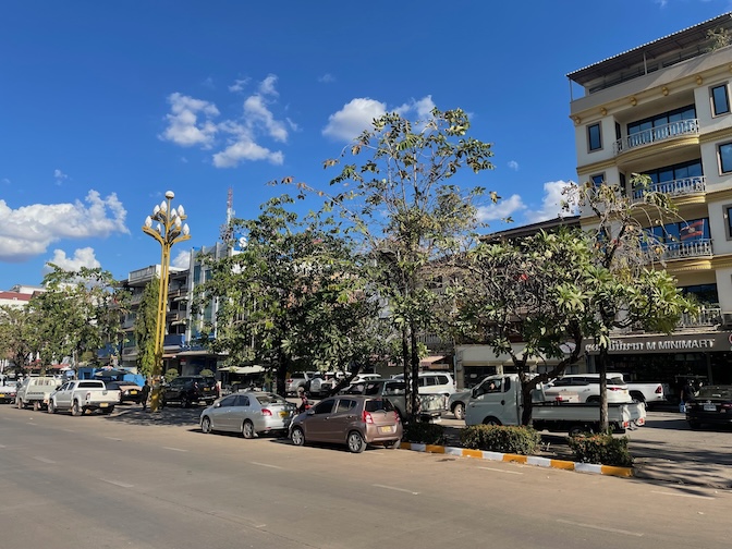 Vientiane currency exchange