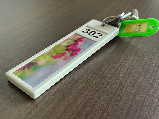 Sky Villa Hua Hin Guesthouse room key