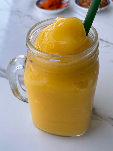 Ogen mango smoothie