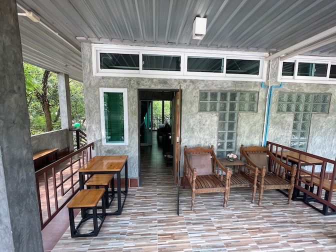 Loei Huen Hao Hug Home and Resort front door