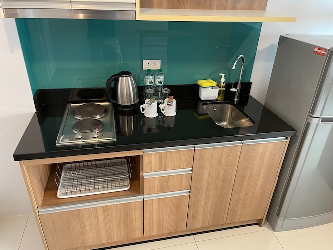 G Residence kitchen