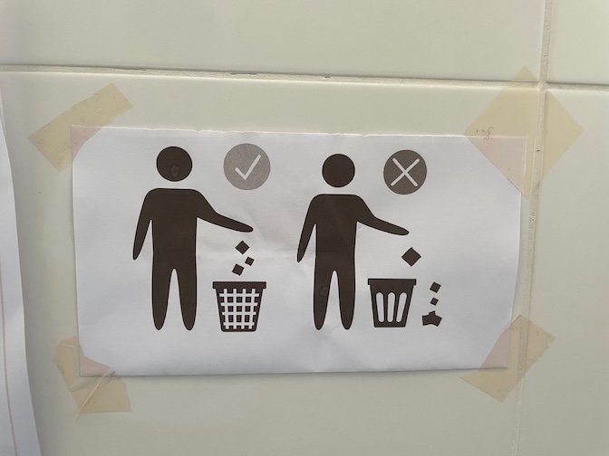 Paradise Food trash sign