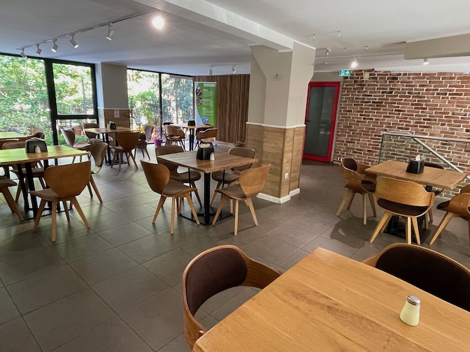 Paradise Food seating