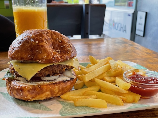Vegan 365 cheeseburger