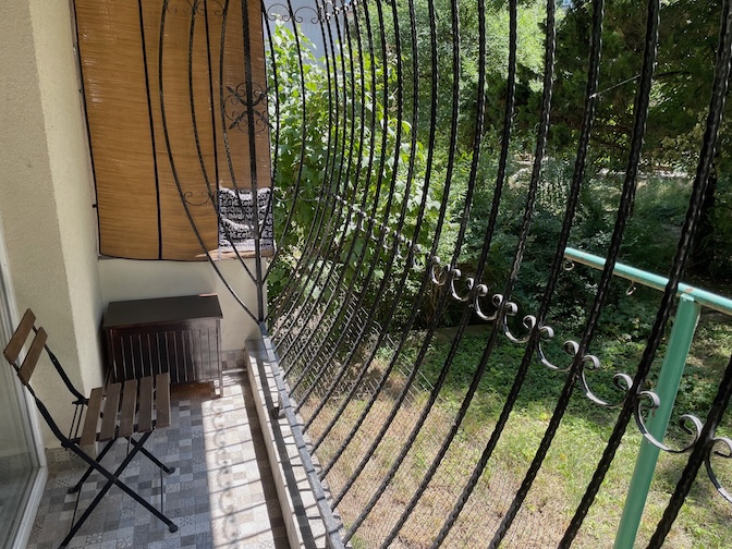 Lyuben Karavelov apartment balcony