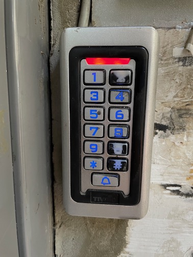 Apartment keypad