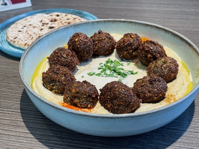 Hummusbar falfael hummus bowl