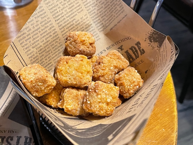 Burger Su Veggie vegan popcorn chicken