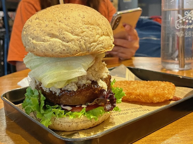 Burger Su Veggie Neo burger with vegan tuna