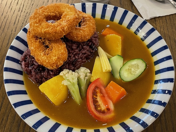 Yuli Your Home fried vegan shrimp rings curry