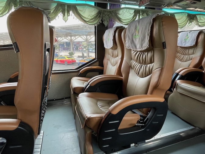 Nakhon Ratchasima to Pattaya bus seats