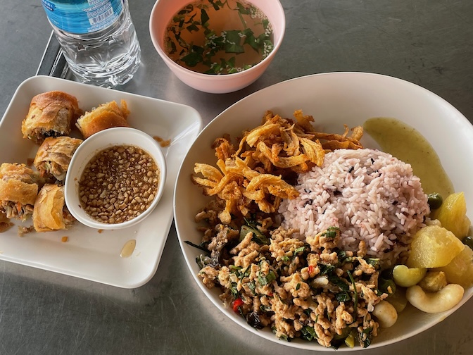 Mit Jay Shop buffet plate