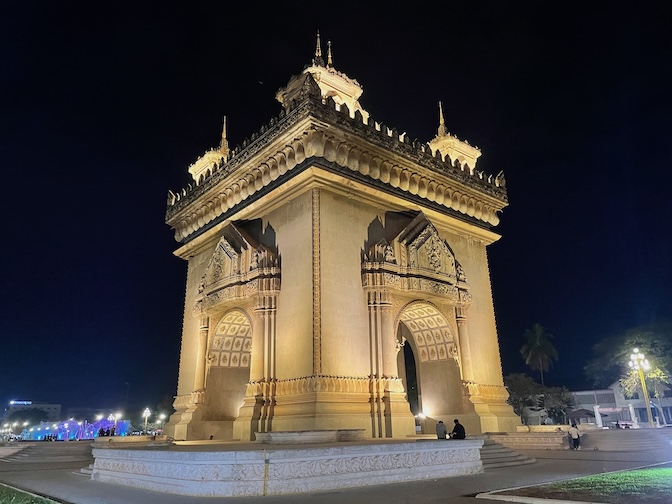 Patuxay Monument at night