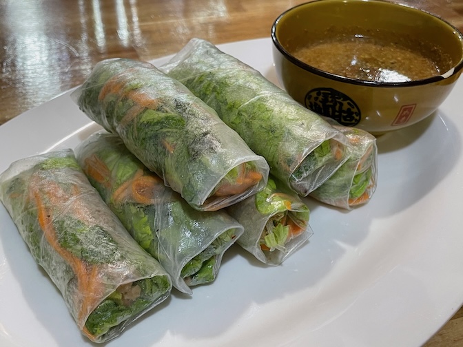 Reunion Cafe vegetable spring rolls